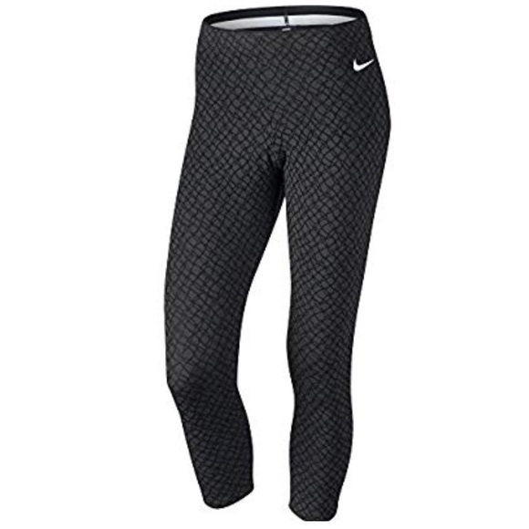 Nike Pants - Nike Club Printed Cropped Leggings